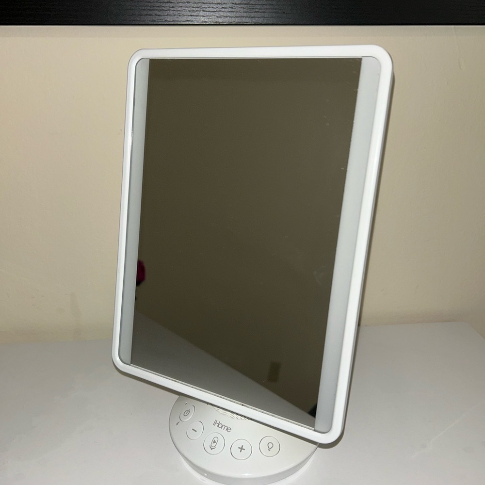 iHome White Vanity Mirror w/ Bluetooth